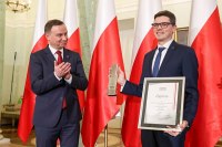 Prezydent RP Andrzej Duda i prezes Fundacji Court Watch Bartosz Pilitowski (fot. prezydent.pl) Prezydent RP Andrzej Duda i prezes Fundacji Court Watch Bartosz Pilitowski (fot. prezydent.pl)